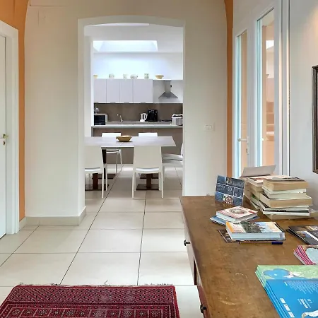 别墅 Temenos By Ortigiaapartments *