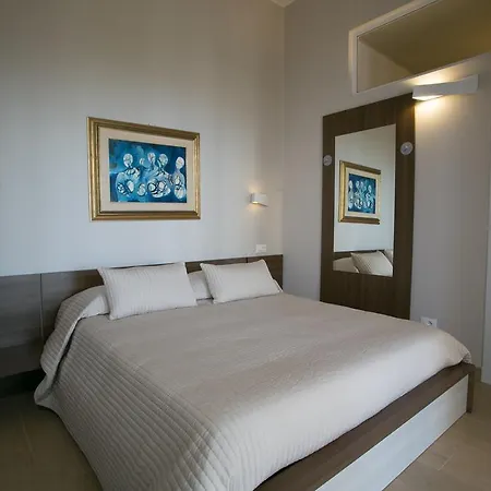 别墅 Temenos By Ortigiaapartments