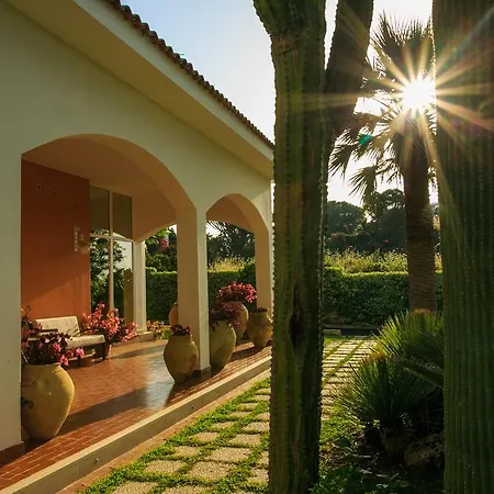 Temenos By Ortigiaapartments 锡拉库扎