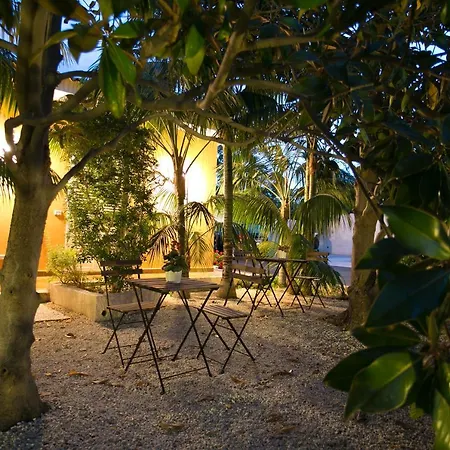 Villa Temenos By Ortigiaapartments *